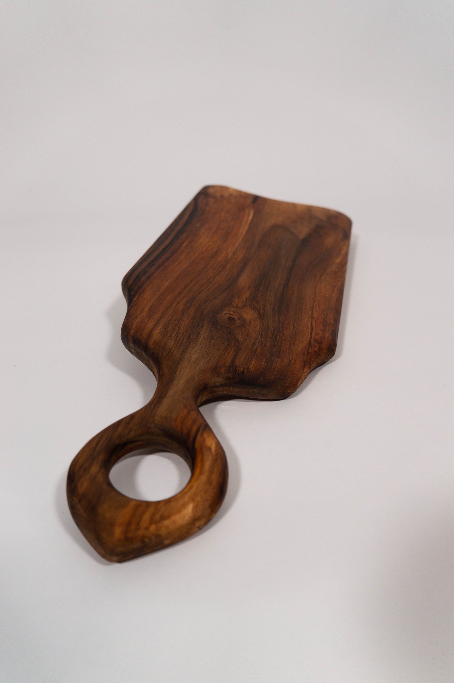 Dog Calator din Nuc 15x40 cm